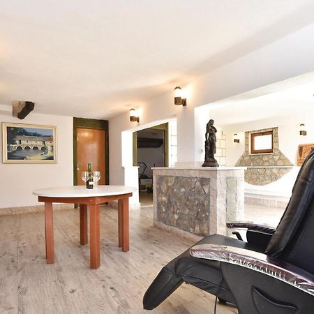 Nice Home In Grab With Wifi Экстерьер фото