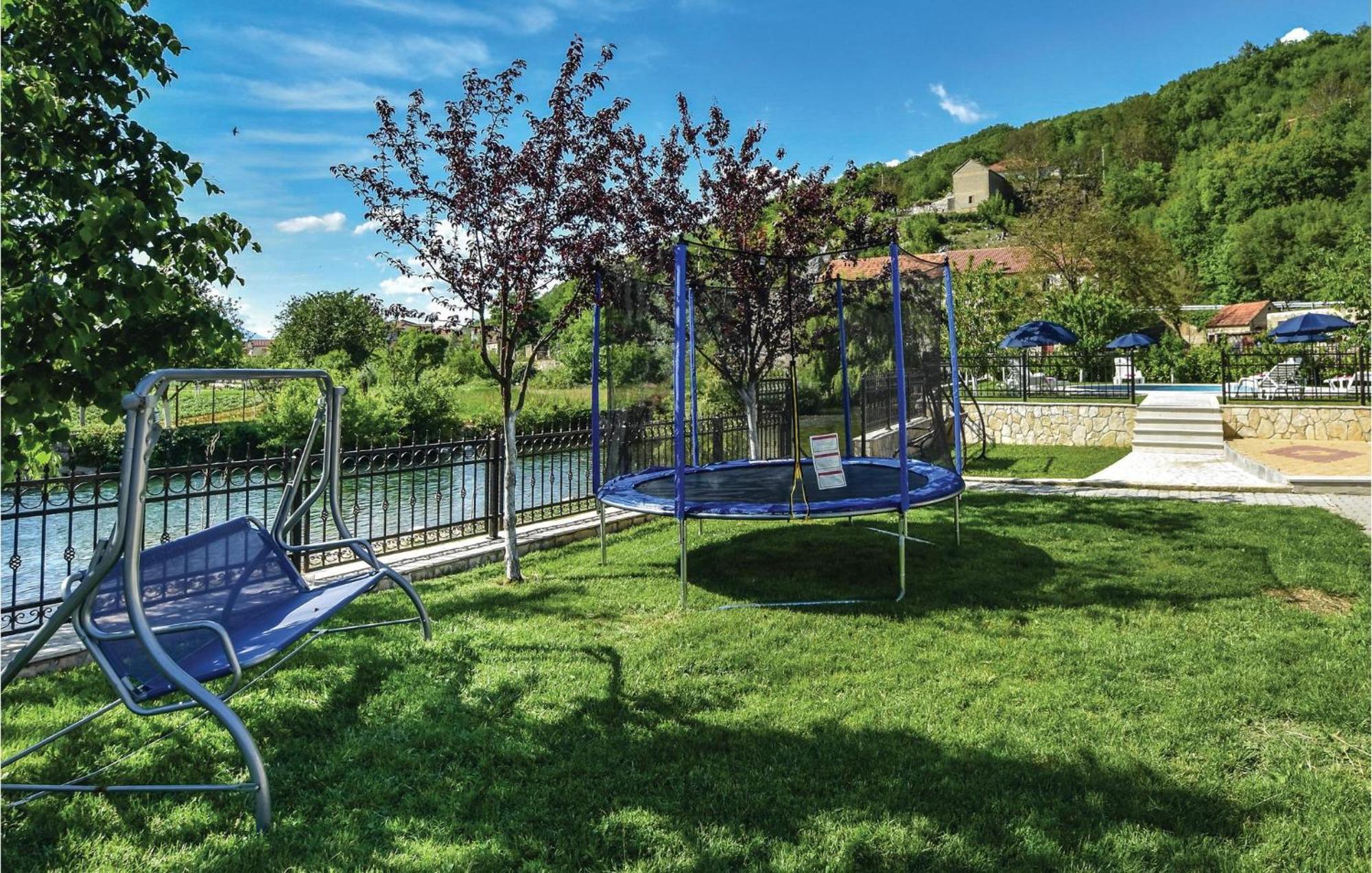 Nice Home In Grab With Wifi Экстерьер фото