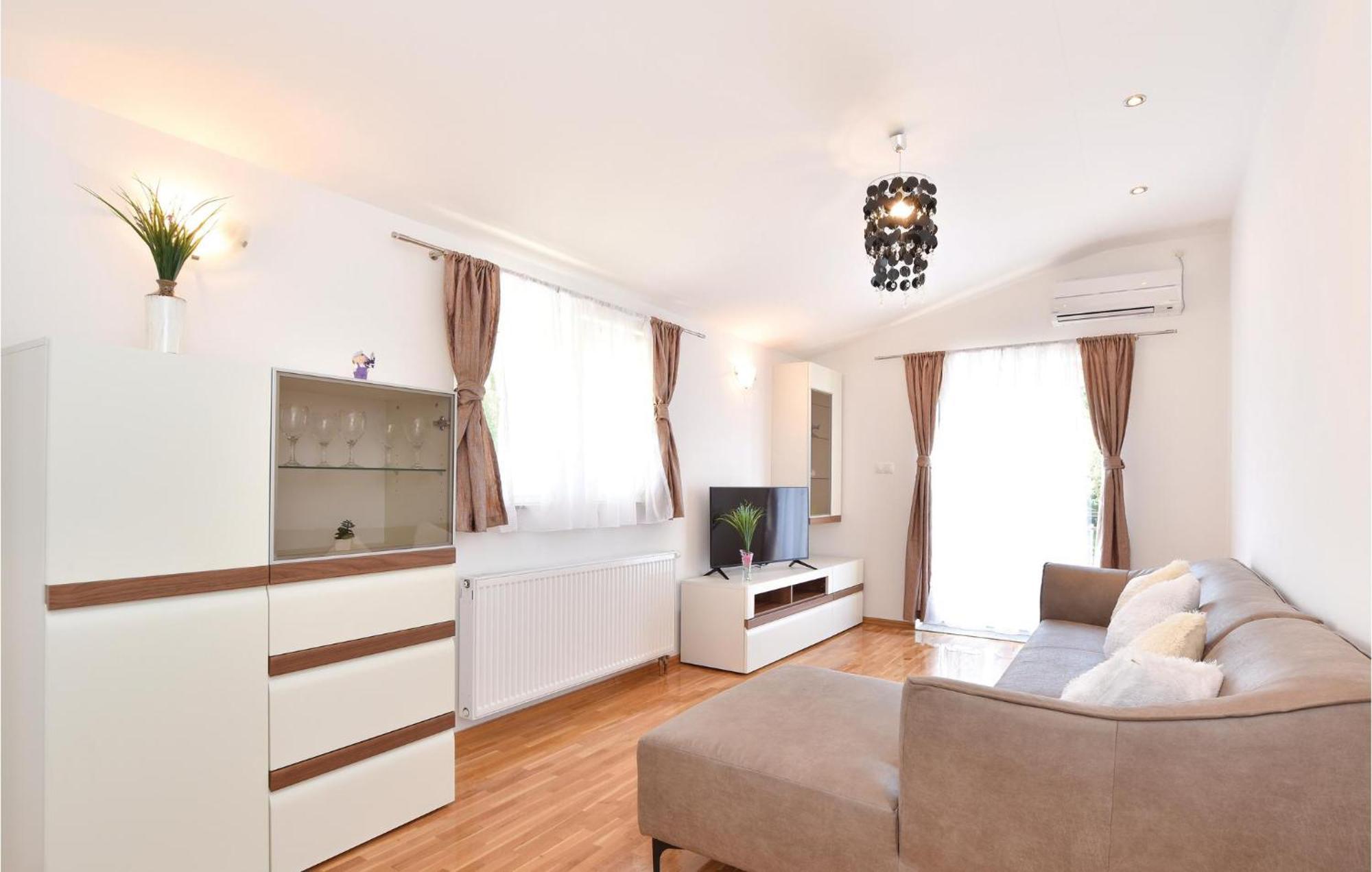 Nice Home In Grab With Wifi Экстерьер фото